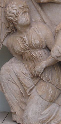 Испуганная женщина. Фрагмент Пергамского алтаря.  Пергамский музей в Берлине. Фото Лимарева В.Н. 