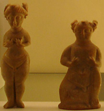 Греческие статуэтки (гермафродиты?) Вавилония. (3 -1 век до н.э.) Берлин Музейный остров. Фото Лимарева В.Н. 