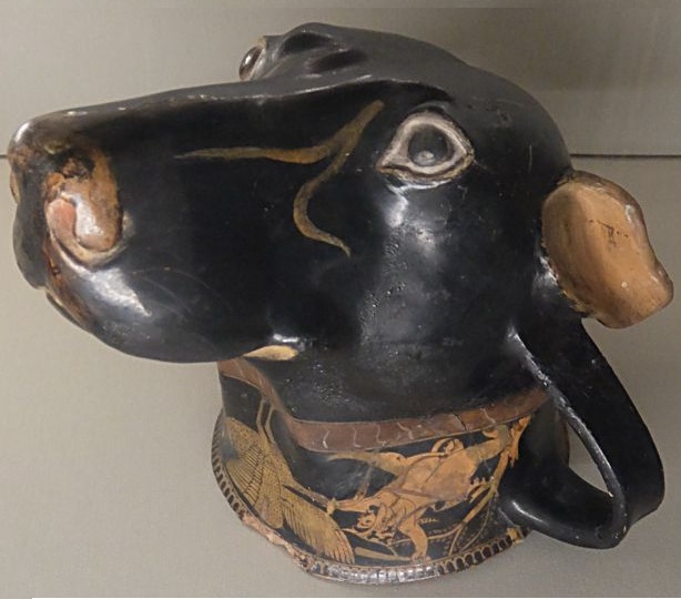 Сосуд в виде головы собаки. Аттика. 5 век. Эрмитаж. Фото Лимарева В.Н.